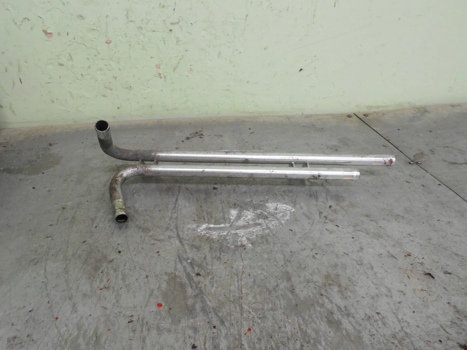 yamaha   250  x max   metal  coolant  pipes   (2014) — 第 1/1 张图片