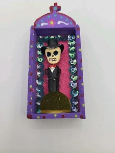 Mexican Day Of The Dead Skeleton Folk Art Diorama Nicho - Picture 1 of 2