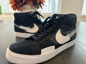 Nike SB Zoom Blazer Mid Shoes Mens Size 10.5 Black White Suede Skate 864349-002 - Picture 1 of 8