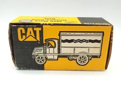 DE COLECCIÓN ERTL CATERPILLAR Mack 1926 Mack Camión de reparto Diecast Banco de monedas 2421 Foto 1 de 4