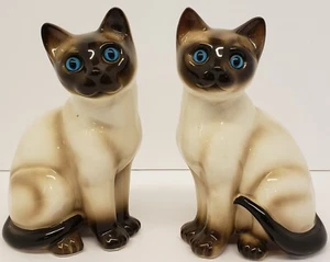 Vintage 2 Enesco 7" siames Kätzchen/Katze Figuren mit blauen Augen ~ TOP ZUSTAND - Bild 1 von 9