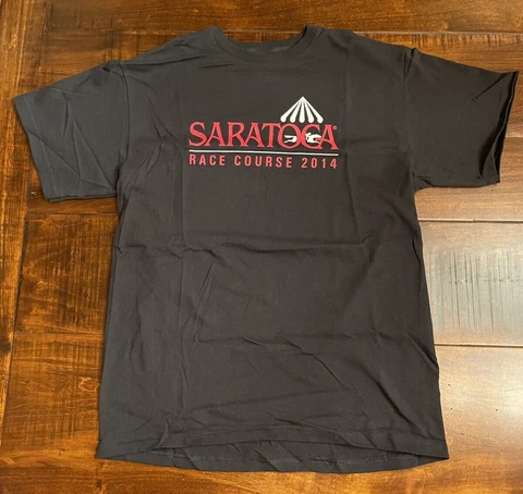 SARATOGA Horse Race Track Course 2014 T-SHIRT NEW L Large NOS Black Red White Cover