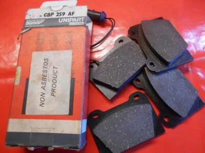  JEU DE PLAQUETTES DE FREINS GBP259AF R23667C9 GDB253 POUR AUSTIN MINI ET METRO - Photo 1/4