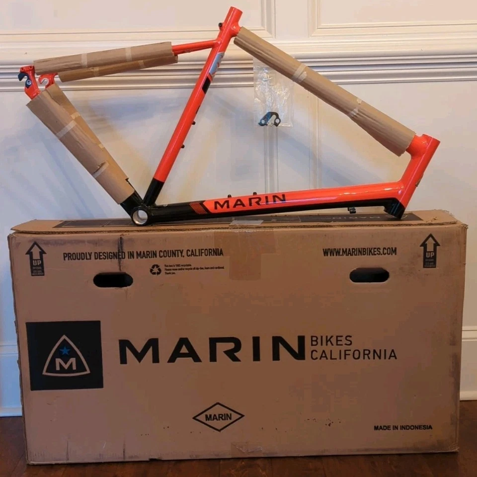 New Old Stock 2017 Marin Argenta Elite 58cm XL Endurance Road Bike Frame 700c  - Image 1 of 4