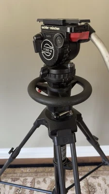  Pneumatic Tripod  and Video 14 Fluid Head Sachtler-München - Image 1 of 4