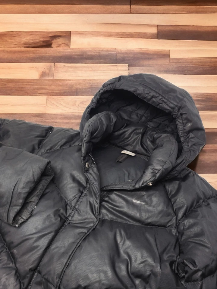 Nike Sportswear Women's Puffer Jacket Black Down Fill Hooded Winter Coat Size S - Image 1 of 4
