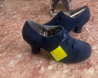 Nuevo Hotter Nicola Mujer Cómodo Azul Marino Gamuza Tacón Bomba Talla 10, $130 Foto 1 de 4