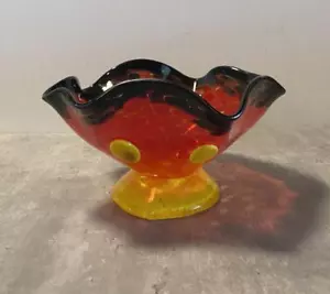 Arribas Brothers Walt Disney World Art Glass Mickey Buttons Ruffled Bowl Hand... - Picture 1 of 6
