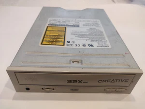 Creative CD3231E, unità CD Rom 32x IDE - Foto 1 di 7