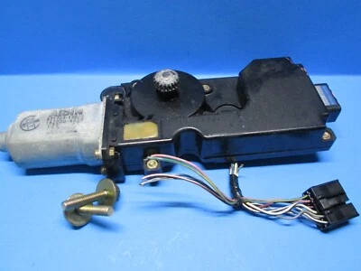 2000-2005 Toyota Celica GT GTS SUNROOF MOTOR sun roof 63260-20120 OEM  - Изображение 1 из 4