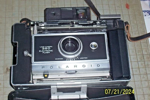 Vintage Polaroid 360 Land Camera Electronic Flash w/ Hard Case + Strap Untested - Picture 1 of 8