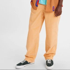 Levi's Skateboarding apricot creme Schnellverschluss Cordhose - Large *Neu mit Etikett* - Bild 1 von 9