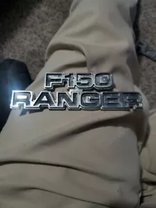 1977-1979FORD F-150 RANGER FENDER EMBLEM BADGE FORD#D7TB-16702-CWB - Picture 1 of 3