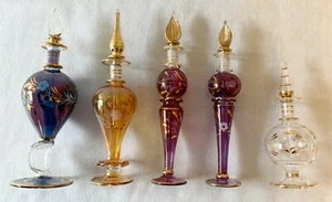 Nuevo Juego de 5 Botellas y Tapones/Daubers de Perfume de Vidrio Soplado Egipcio - Imagen 1 de 3