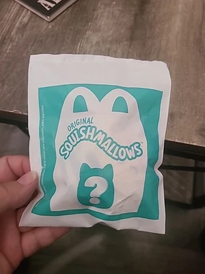 Refeição feliz Squishmallows McDonalds nova fechada - Imagem 1 de 2