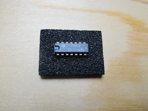 NF-Verstärker-IC SN76007 von Texas Instruments, Anfangszeit integrierter Technik - Bild 1 von 2