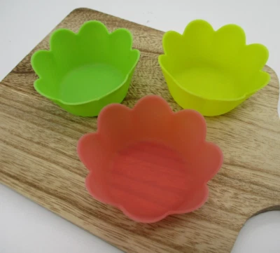 Taza de silicona TOYO Toyal 3 piezas flor para lonchera bento Foto 1 de 4