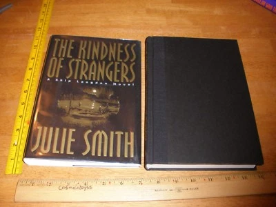 The Kindness of Strangers by Julie Smith *Signed* HC/DJ 1st Edition 1st Print   Foto 1 de 4