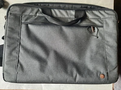 Laptop Tasche 15.6 Zoll Grau Viel Stauraum und Robust von Caselogic - Bild 1 von 4