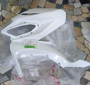 SCUDO ANTERIORE SINISTRO BIANCO ORIGINALE SYM JET X 125 2021-2022-2023-2024 - Foto 1 di 1
