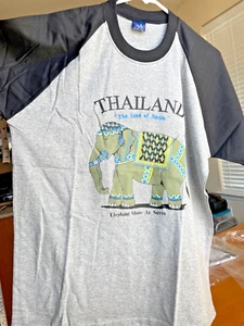 men’s elephant show at Surin, Thailand “land of smiles” 🇹🇭 tee shirt size L - Picture 1 of 6