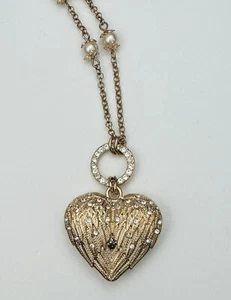 Betsey Johnson Vintage Fly With Me Gold Angel Wing Crystal Heart Necklace - Picture 1 of 9