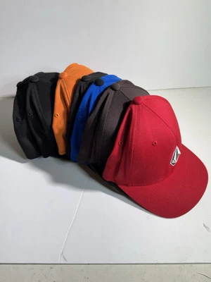 Vintage Volcom Hat Lot 7 Hats - Image 1 of 4