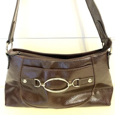 Bolso de hombro vintage Liz & Co accesorios imitación cuero marrón claro brillante años 2000 Y2K Foto 1 de 4