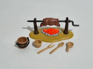 Playmobil 3794 Asado Cochino Cochinillo Isla Pirata Brasas Fuego Barbacoa - Foto 1 di 2