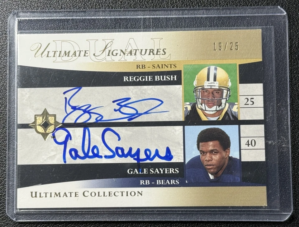 REGGIE BUSH GALE SAYERS 2006 UPPER DECK ULTIMATE #US2-BS DUAL ON-CARD AUTO 19/25 - Image 1 of 2