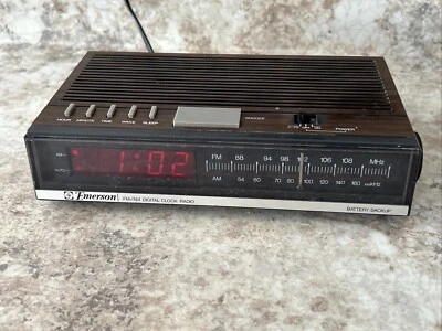 Reloj despertador Emerson de colección radio AM/FM diseño grano madera MODELO NO. RED5511B Foto 1 de 4