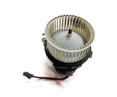 2013-2017 AUDI A4 S4 A5 S5 Q5 (B8 8K 8T 8R) FRONT HEATER A/C BLOWER FAN MOTOR - Image 1 of 4