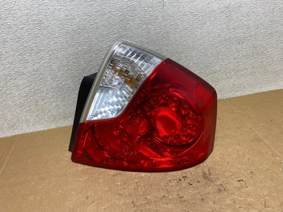 2006 2007 英菲尼迪 M35 M35X M45 右乘客侧尾灯 Oem V5547 DW — 第 1/4 张图片