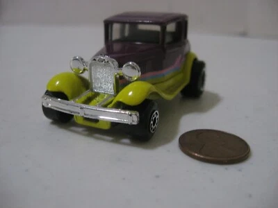 1979 Matchbox roxo/amarelo modelo A Ford Hot Rod Coupe carro fundido - Imagem 1 de 4