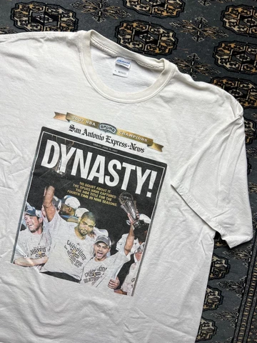 Vtg San Antonio Spurs Tim Duncan Tony Parker Dynasty Graphic Shirt Size XL Cover