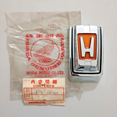 Se adapta a Honda Accord 1979 Gen Sedán 4 puertas emblema delantero parrilla emblema insignia nuevo de stock Foto 1 de 4