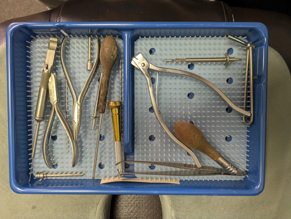 Mini sistema de compresión mandibular Howmedica Luhr 6514-0-200 6514-0-150 Foto 1 de 4