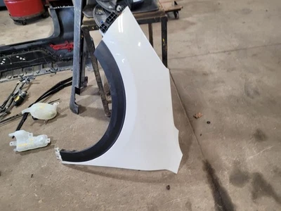 (LOCAL PICKUP ONLY) Driver Left Fender VIN C 8th Digit Hev Fits 17-22 NIRO 19859 - Image 1 of 4