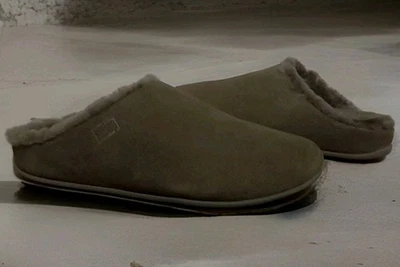 全新带盒 Fitflop Chrissie 剪绒麂皮绒拖鞋 Mossy (Khaki) 尺寸 8 英国 6  — 第 1/4 张图片