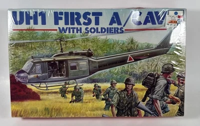 ESCI ERTL UH1 Huey Military Helicopter First A/CAV w/ Soldiers Model Kit - New - Image 1 of 4