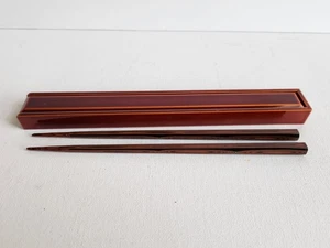 Caja y palillos de madera de laca vintage japonesa Hida Shunkei-nuri - Imagen 1 de 6