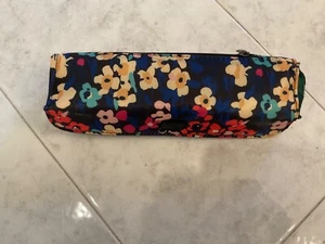 Lug Choo Choo Pill Organizer Case - Black Floral - 7 Daily Compartments - Picture 1 of 6