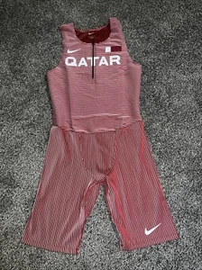 Nike Elite Pro QATAR Atletismo Singlet Traje de Velocidad CI8902-611 Para Hombres Talla M Nuevo - Imagen 1 de 6