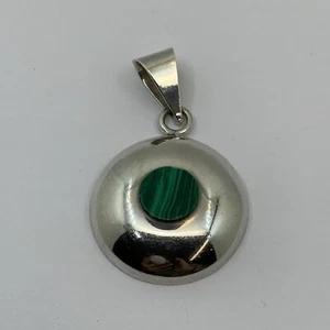 Vintage Mexico Green Malachite inlay In Sterling Silver 925 Circle Pendant - Picture 1 of 10