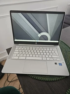 HP Chromebook 14a-na0509sa – Excellent Condition, 97% Battery! - Picture 1 of 8