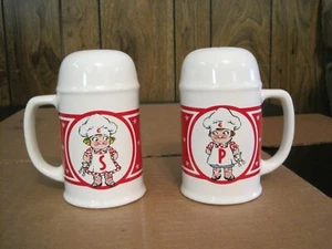 VINTAGE PAIR OF CAMPBELL'S SOUP KIDS LARGE SALT AND PEPPER SHAKERS - Picture 1 of 17