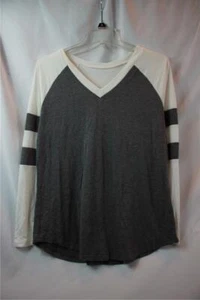 NIP Foshow Womens Baseball Raglan Color Block Top Long Sleeve V Neck Sz Medium - Picture 1 of 2