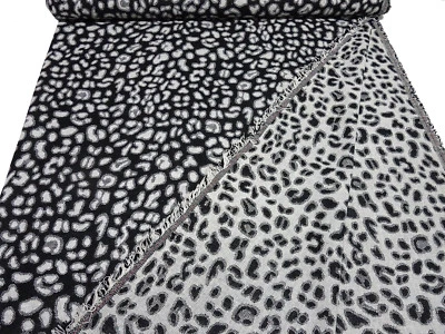Stoff Jacquard Leo-Design Kleiderstoff Jackenstoff Kostümstoff schwarz ecrú - Bild 1 von 4