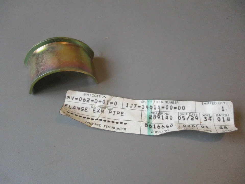 NOS Yamaha OEM Exhaust Pipe Flange 1979-1982 XS400 1980-1981 XS850 1J7-14614-00 - Image 1 of 1