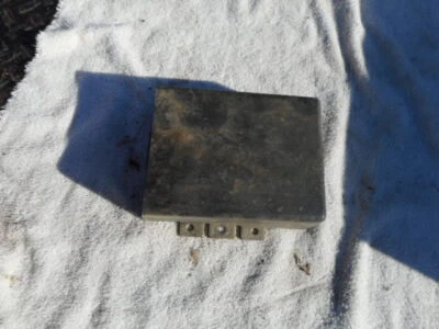 Caja de control de encendido electrónico Volvo 140/240 Foto 1 de 3